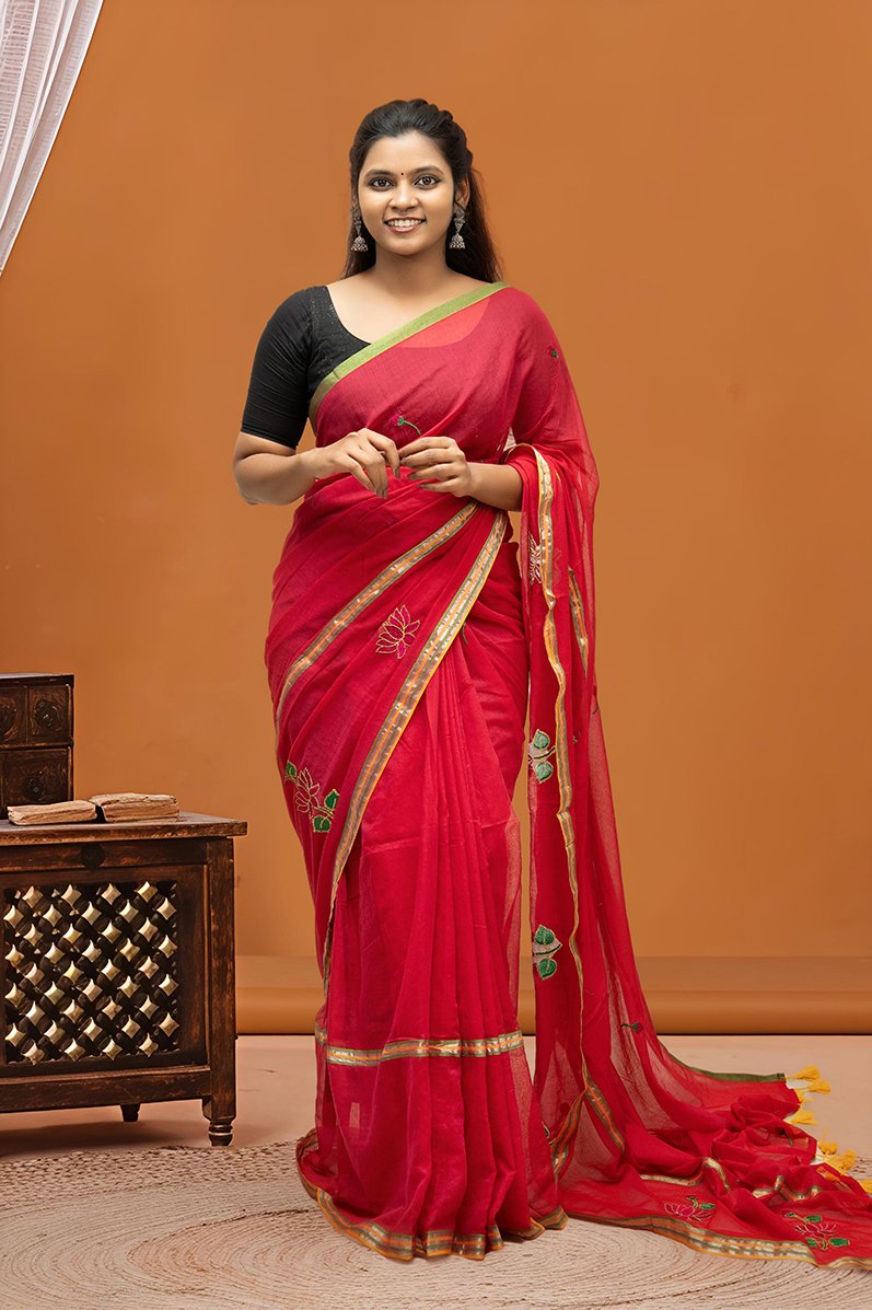 1jpg Vibrant Red Mul Cotton Saree with Floral Embroidery